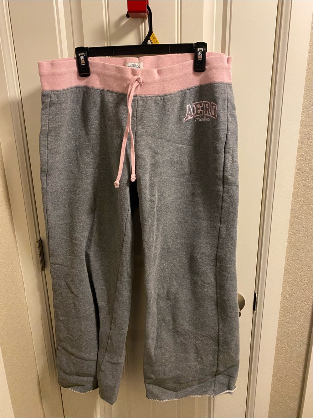 Aero Aeropostale Athletics XL Sweatpants Gray Pink Wide Leg Heavy Material